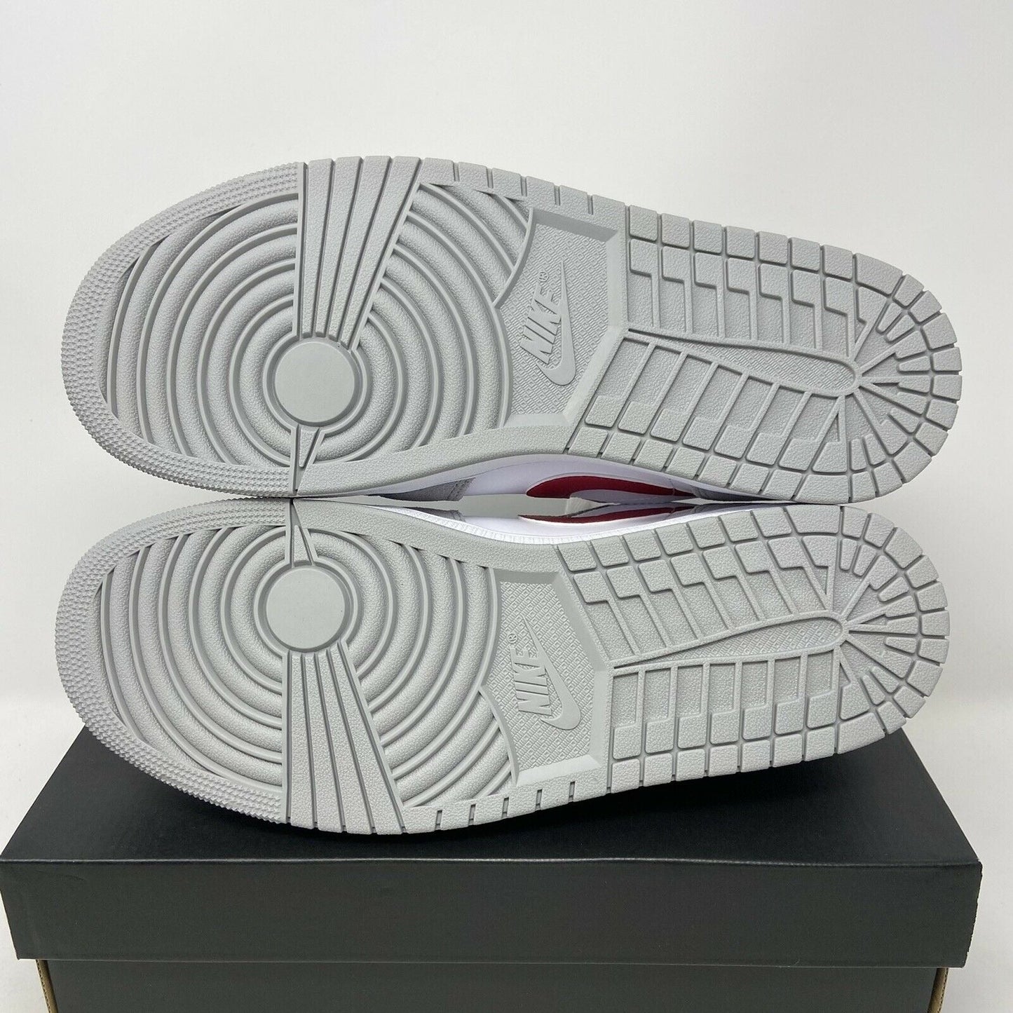 Air Jordan 1 Low SE 'White / Grey / Red'